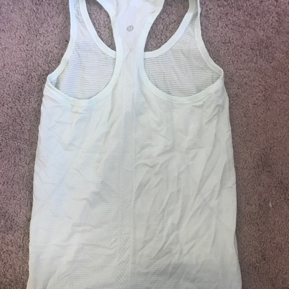 Lululemon Swifty Tech Racerback - Picture 3 of 3